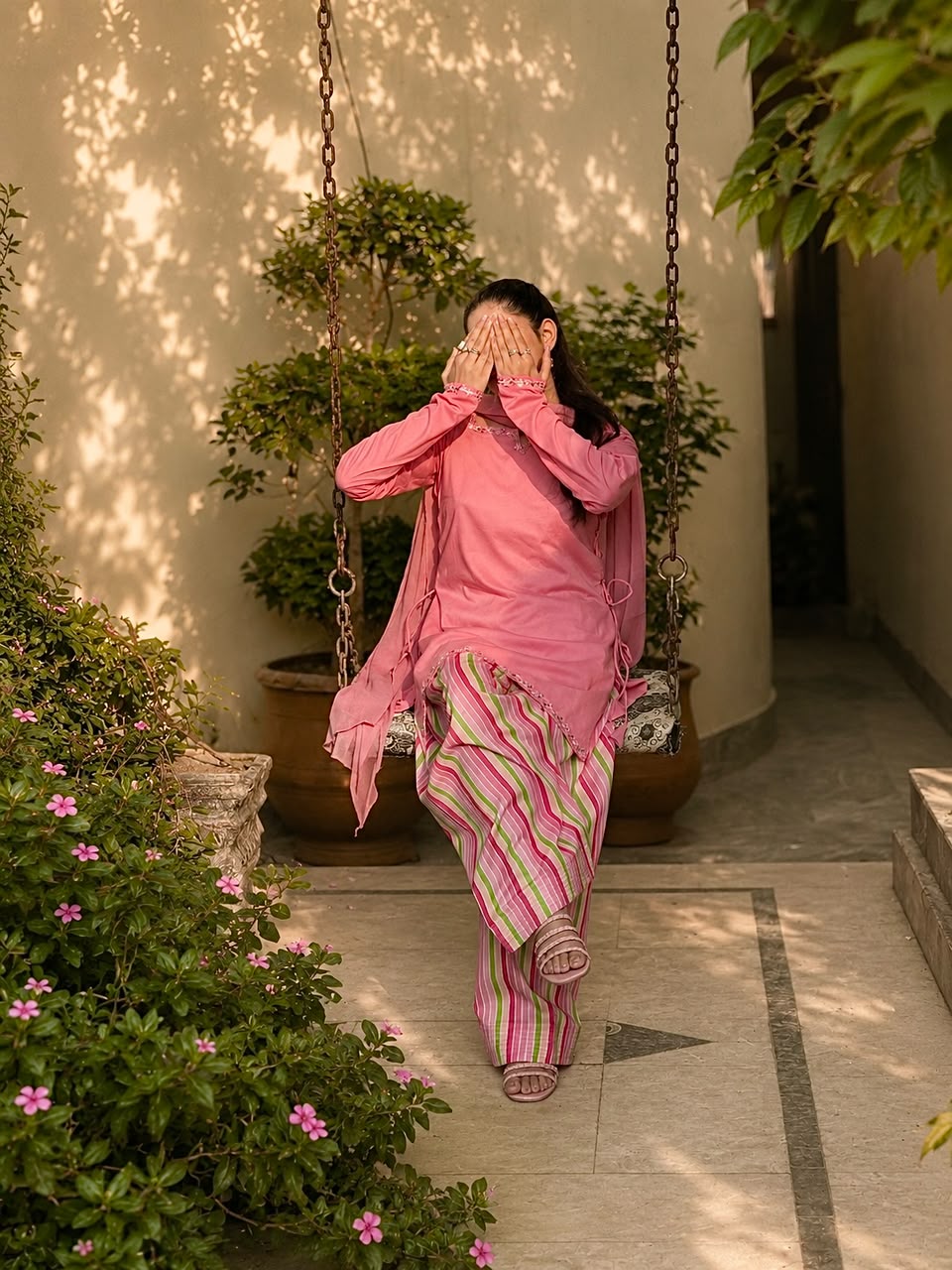 ROSE BLOOM 2 Piece Stitched Suit