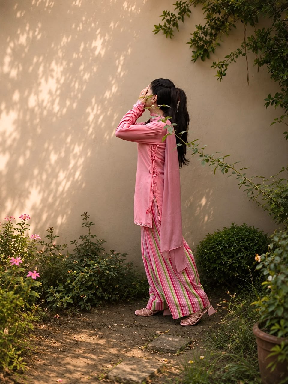 ROSE BLOOM 2 Piece Stitched Suit